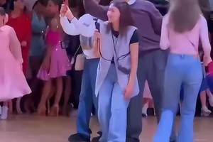 凌晨打架，31人被罚，后续影响谁来扛？