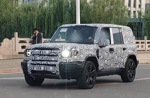 iCAR V27路试谍照曝光，复古风格，定位B+级SUV