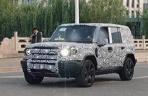 iCAR V27路试谍照曝光，复古风格，定位B+级SUV