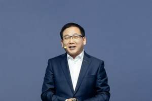 30元一碗面卖不动，遇见小面抢跑上市