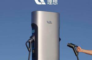 五一新能源车高速路充电困局，可油可电的插混车主为何频频抢桩？