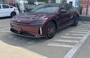 综合续航2500KM，和比亚迪汉L DM-i同级，奇瑞风云A9实车到店