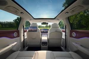 配齐”担当 华系首款家用纯电SUV 全新岚图知音预售价22万元起