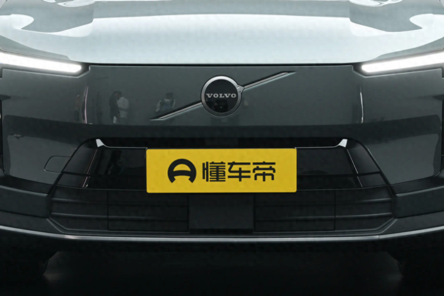 重新定义“豪华智能”交互，沃尔沃全新XC70车机要直击BBA痛点？