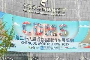 全新深蓝S07，定义同级“最豪华、最舒适、最智能、最省最强”SUV