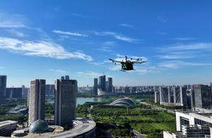 低空经济不断上“新”， 万亿级市场规模将形成