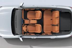 六座布局，82kWh大电池！特斯拉Model Y L上市价33.9万元
