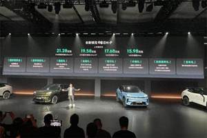 2026款梦想家再成标杆：岚图的架构能力，将华为性能发挥到极致