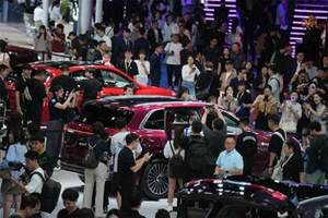 华为推出15万车型、比亚迪全系降价，是否新能源历史低价要来了？