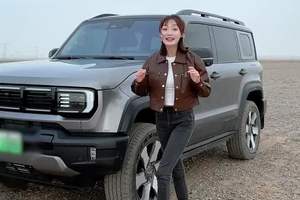 开BJ40增程接神舟十九号回家！