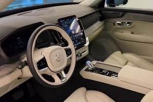 2025款沃尔沃XC90 抢先看外观和内饰