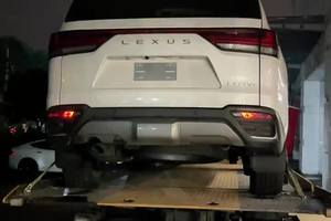 看完揽胜秒定LX600 看完揽胜秒定LX600#西安高端车 #西安平行进口车 #西安丰田越野车