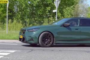 宝马最强旅行车-M5 Touring极速能跑多快？奥迪RS6最强对手