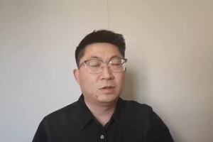 2025 上海车展两款高关注度轿车，你会选谁？
