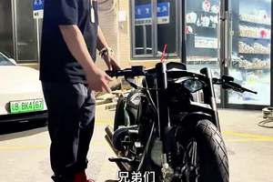 @老鼠兄弟BrotherHood 有山就有路，有河就能渡，只要还有一把油儿，老鼠兄弟陪你跨山头儿。 #老鼠兄弟brotherhood #老鼠兄弟 #老鼠兄弟日常 #老鼠兄弟传世家宝 #老鼠兄弟传家宝