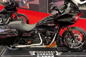 全新哈雷Road Glide 细节拍摄