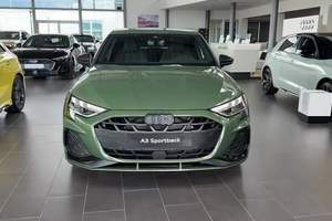 新款奥迪A3 Sportback 内部和外部细节
