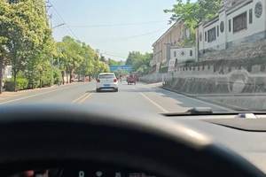 不充钱没流量，没流量没流量，我记录工作，要你啥曝光