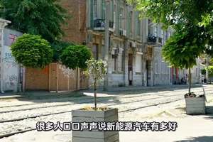 全新奥迪A5L上市，比宝马3系还便宜8万。
