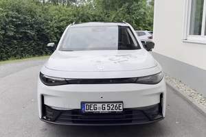 这期带来国产车-领跑C10极速测试，增程版搭载15升发动机+电机