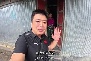 孟加拉国三轮车夫“穆罕默德”在孟加拉乡下“第十九天”给小莫