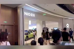 都别吹了，我给你们看看新能源品牌周六的客流，蔚来最多，特斯拉次之，理想也没那么惨，还是有人看的。