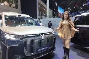 实拍2026款岚图梦想家，续航长，够豪华，豪华MPV就该这样？