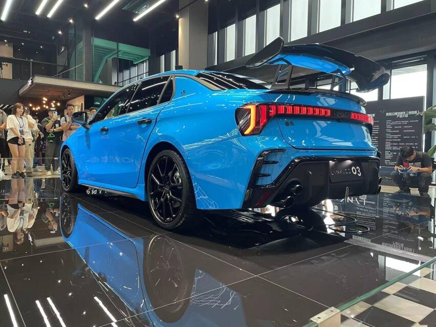 350马力领克03高性能特别版首发亮相全面赛化升级