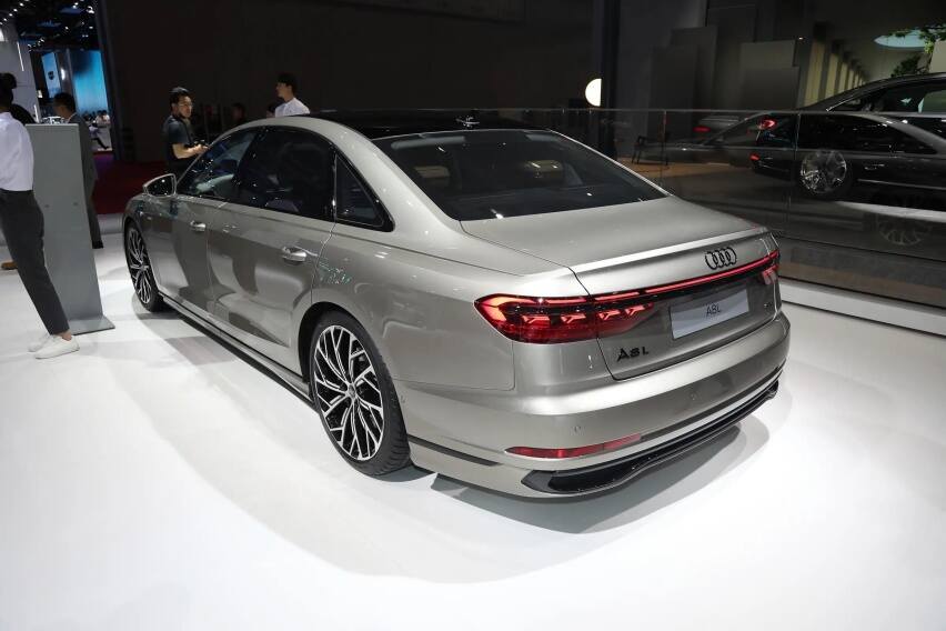 48万元 新款奥迪a8l 60tfsi通过国6b认证 配4.0t发动机-车市号