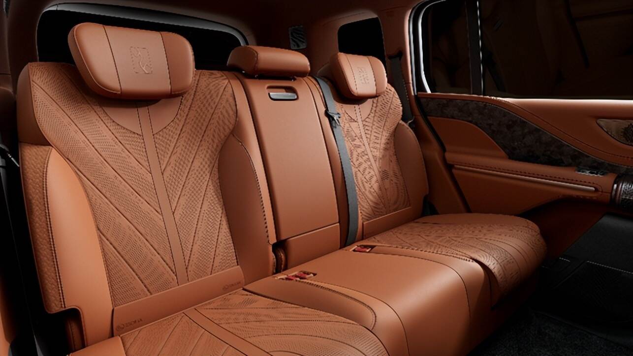 将自然气息融入豪华座舱解读仰望u8的设计巧思