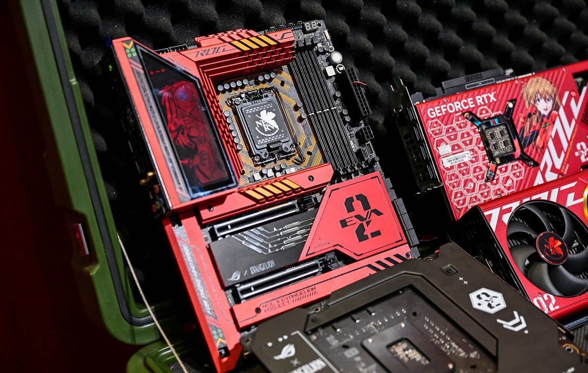 bw2023劲爆新品华硕eva02天选背置主板成最大亮点