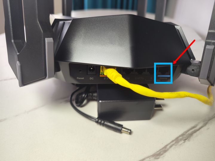 锐捷天蝎电竞路由器鲨疯了！8跟非凑数天线，电竞模式不怕抢网