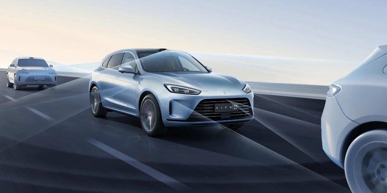 问界m5撞车余承东引以为傲的aeb功能要翻车