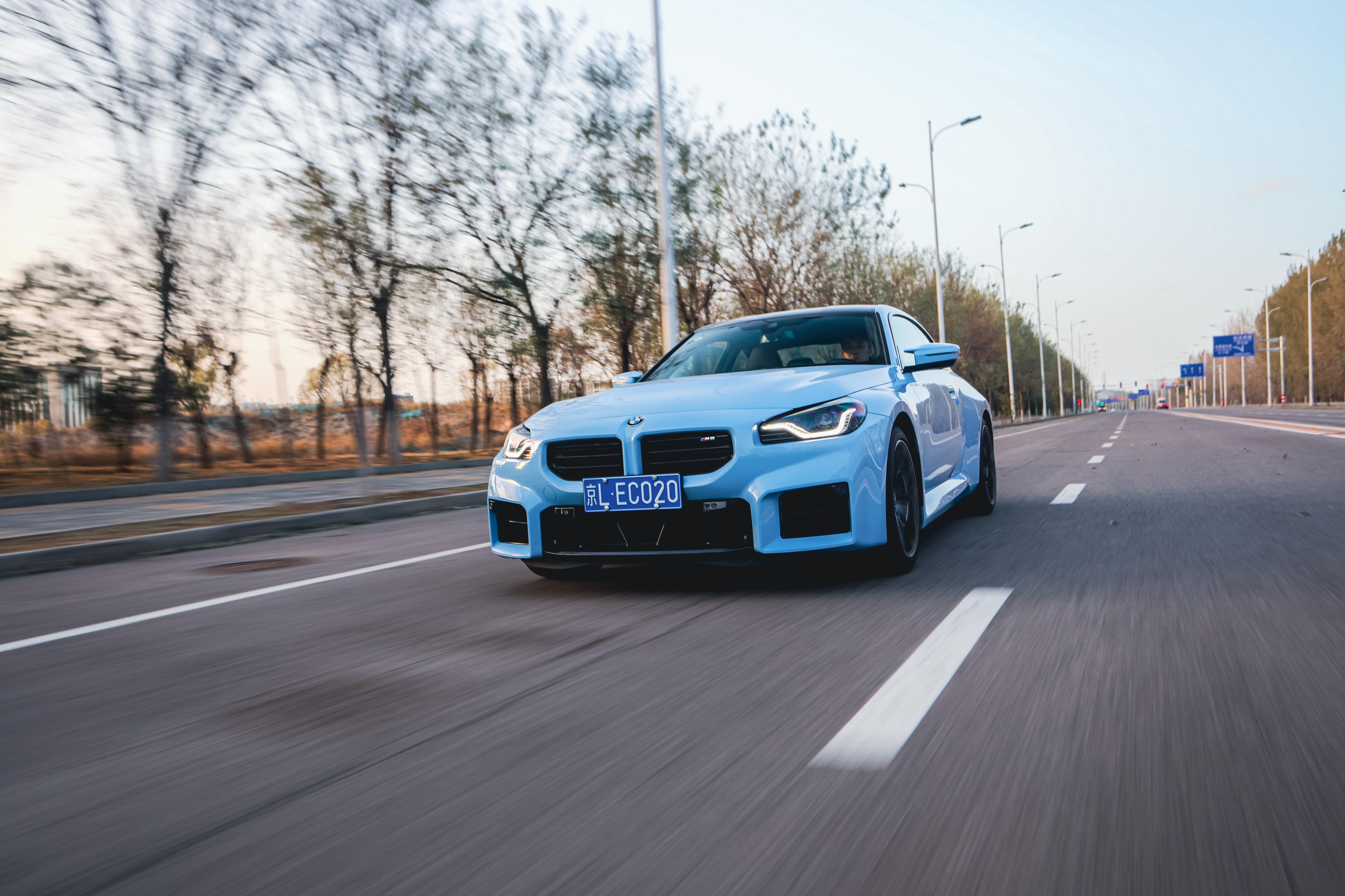 突破极限的乐趣之旅宝马m2