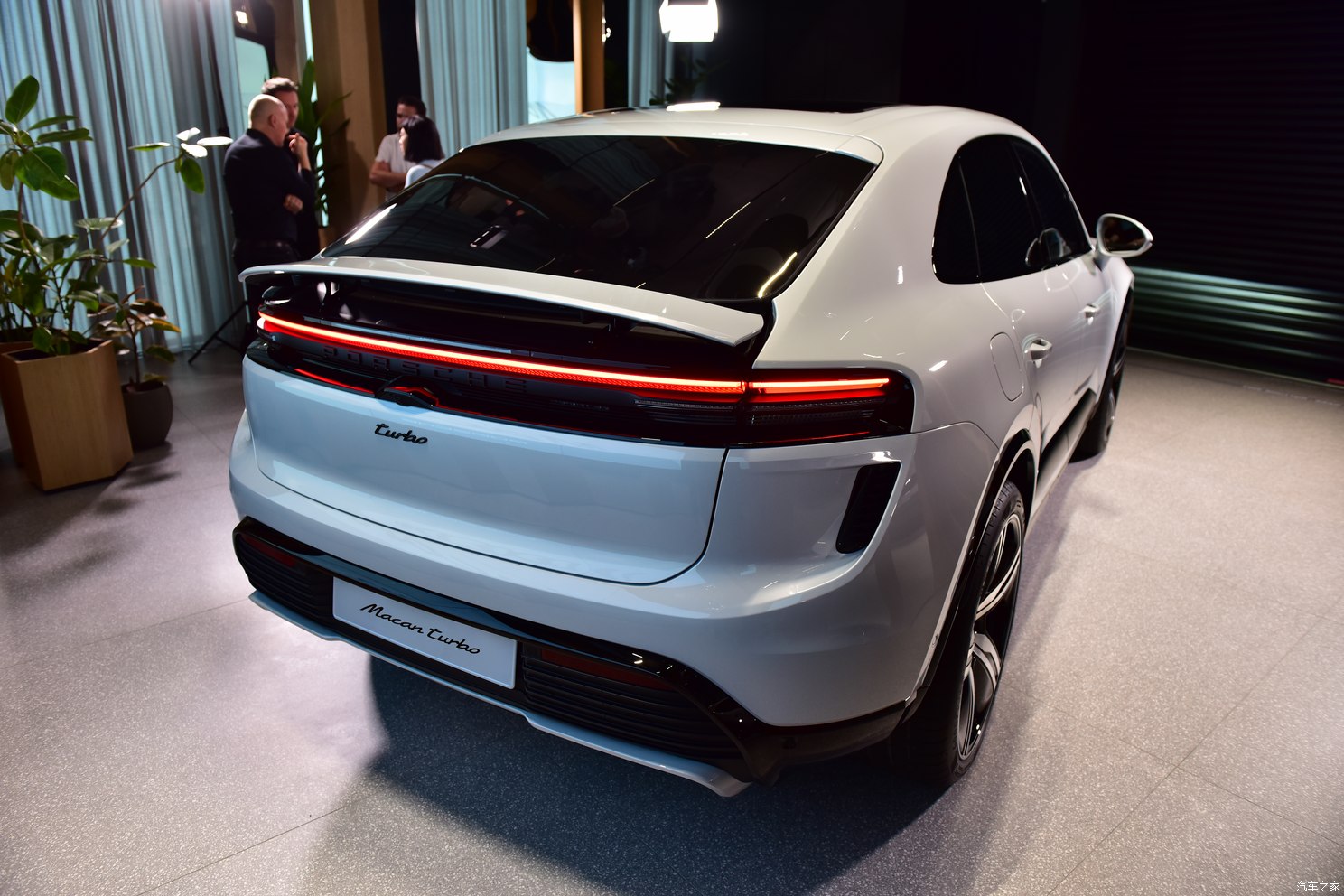 开启预订 保时捷纯电动macan全球首秀-车市号
