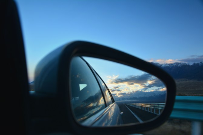 电动后视镜被强行手掰会坏吗