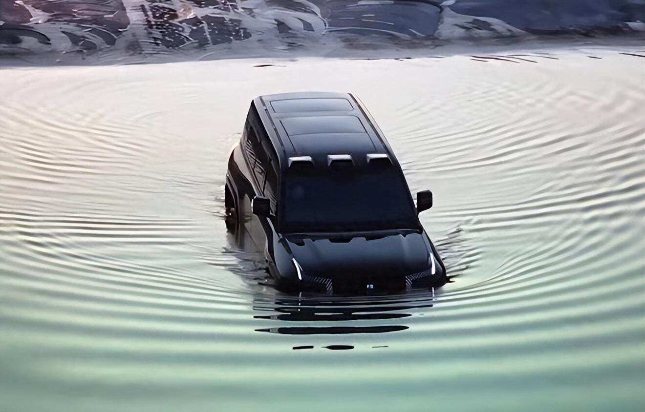 迪子又破纪录了百万级suv仰望u8上市交付突破5000辆仅用132天