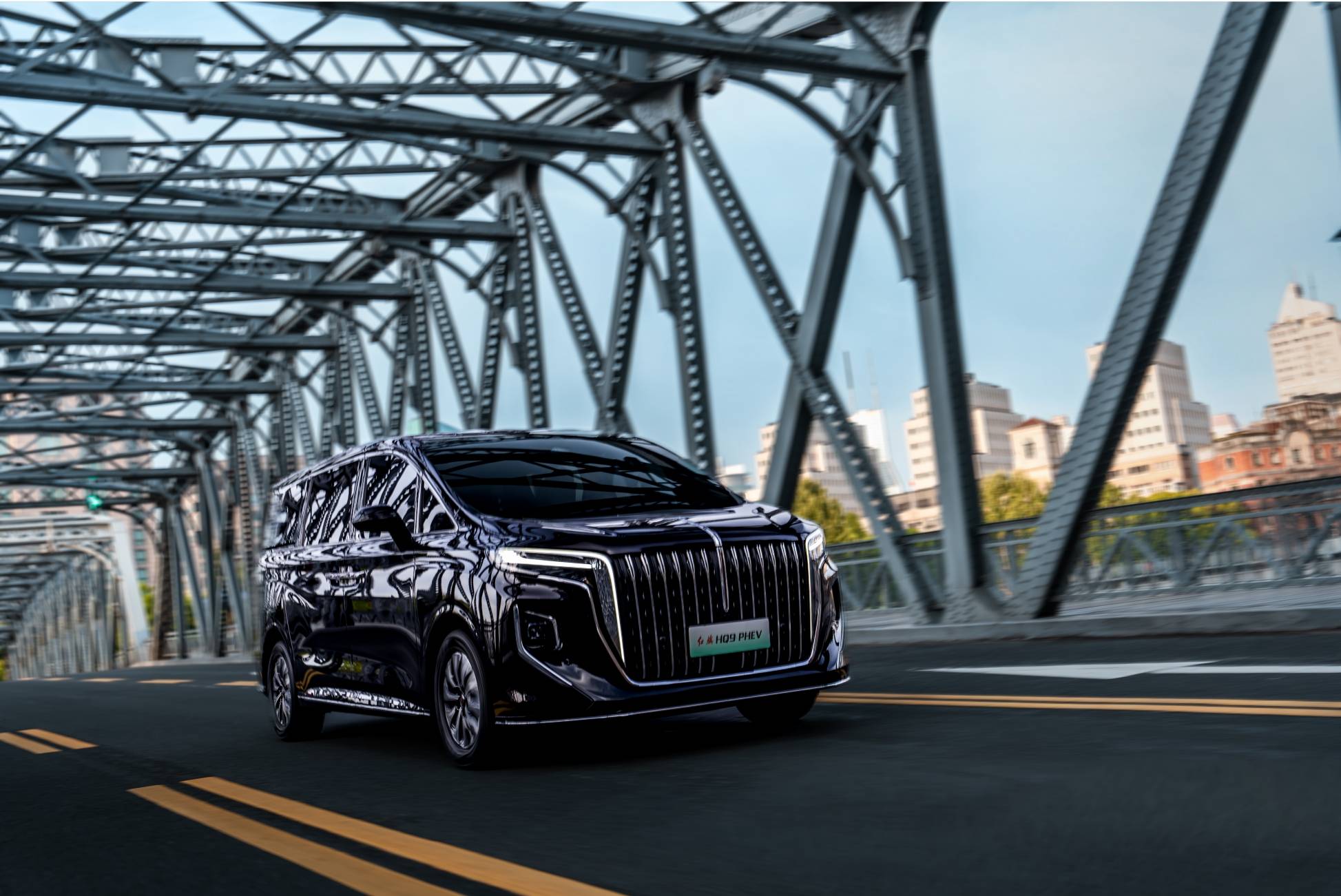 高端出行再进阶 新红旗h9/红旗hq9 phev 长春上市