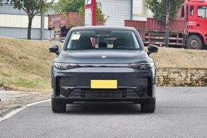 预算15万内买新能源SUV，零跑C10对比银河E5，谁更值得入手？