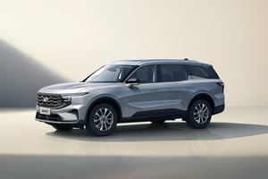 2025款福特锐界L上市，24.68万元享混动大七座SUV