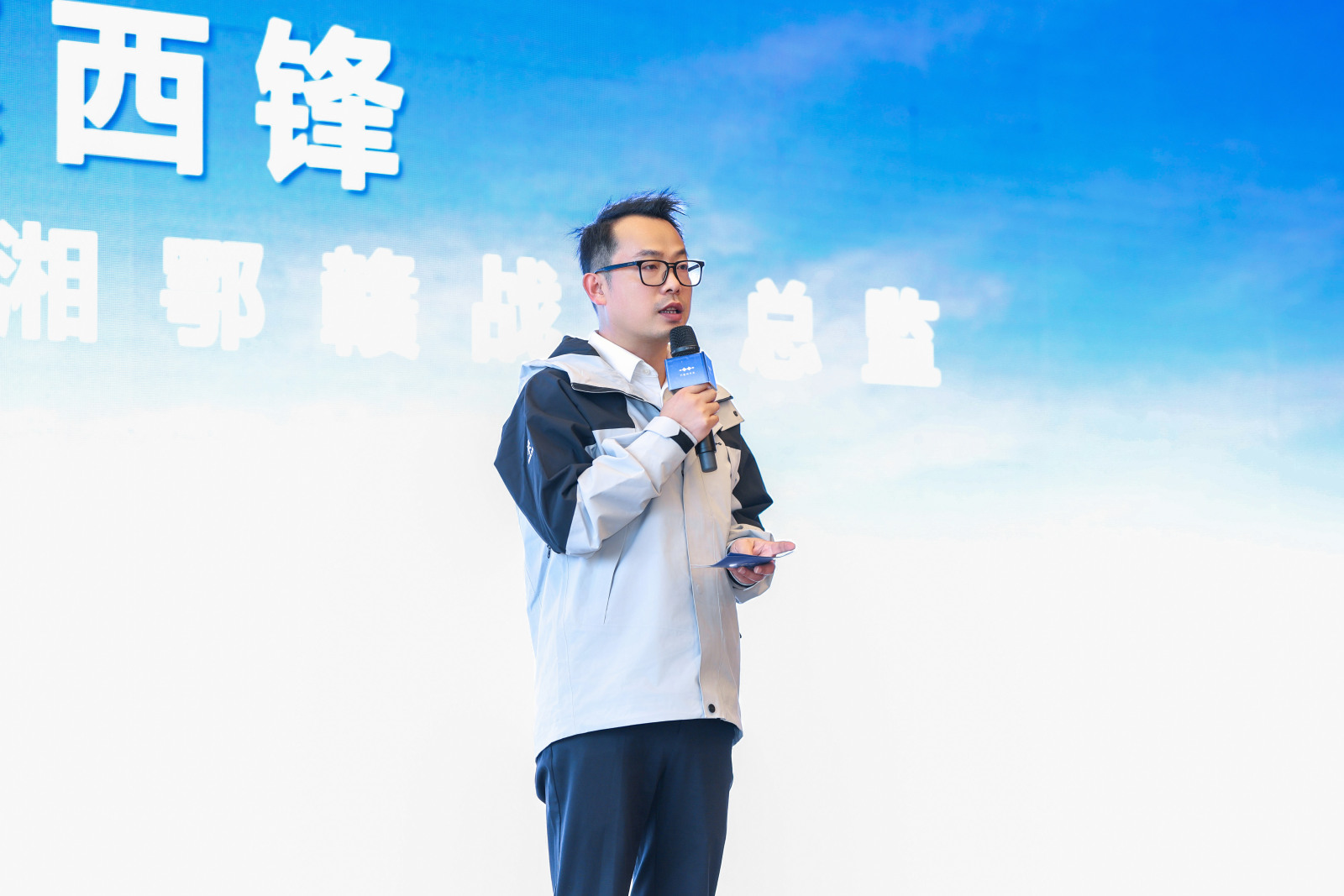 方程豹 豹8武汉区域上市，开创智勇双全硬派新标杆