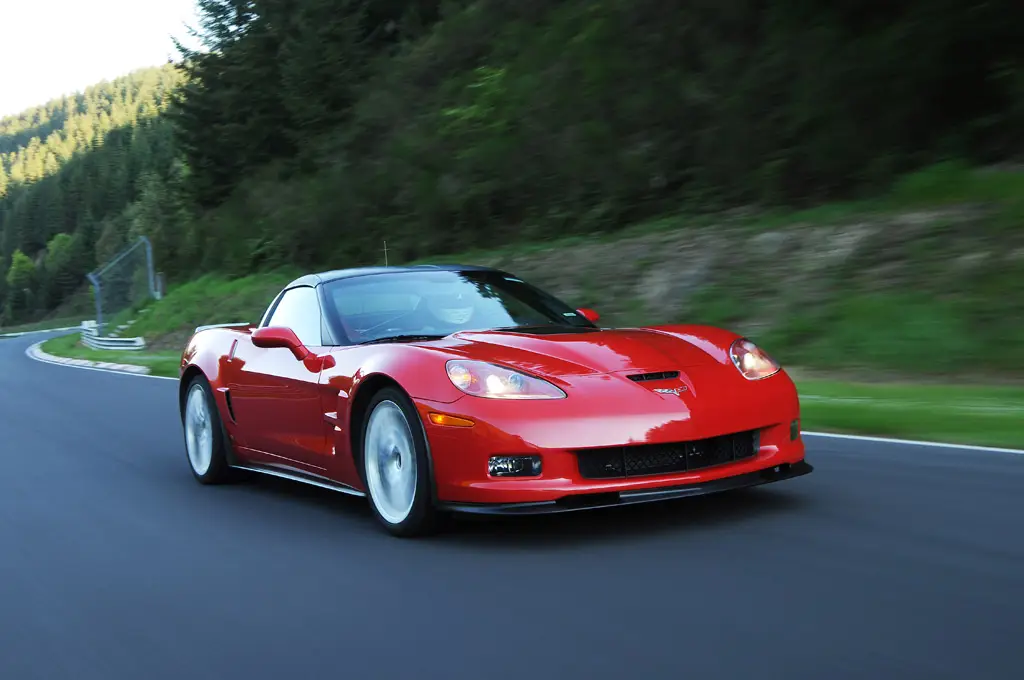 Mustang GTD加入纽北“6分俱乐部”，已能吃到911 GT3 RS尾气？