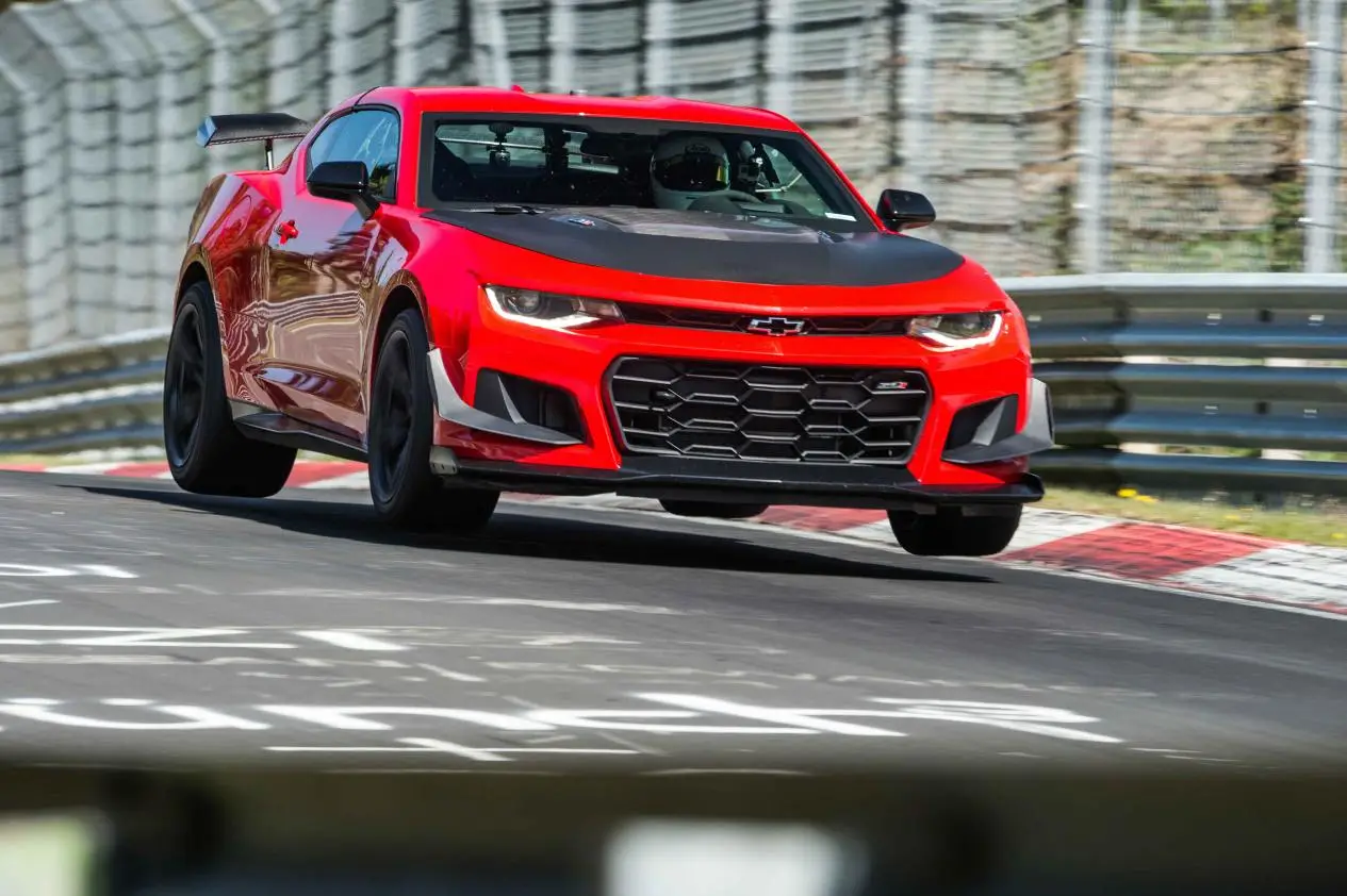 Mustang GTD加入纽北“6分俱乐部”，已能吃到911 GT3 RS尾气？