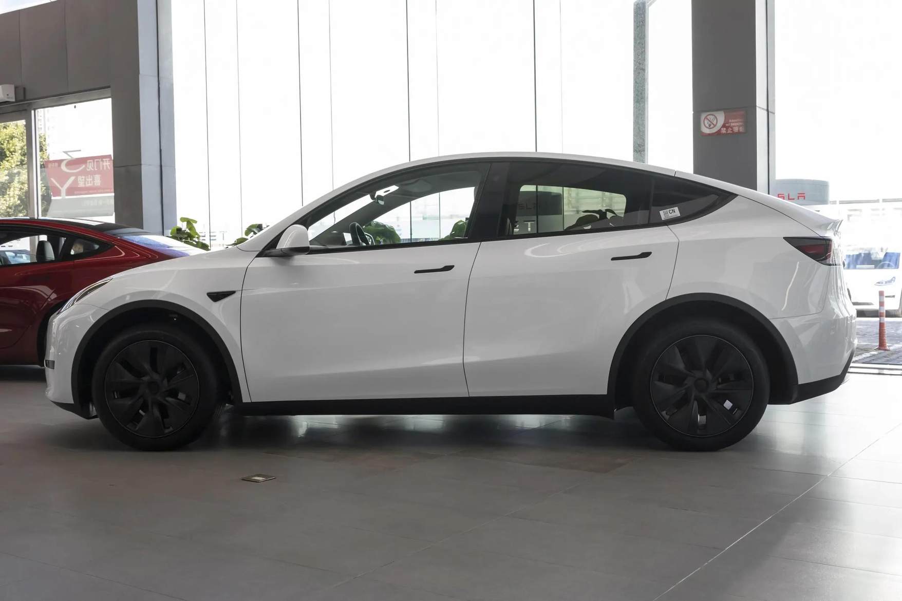 老款已降至20万？特斯拉新款Model Y何时上市？多久能提新车？