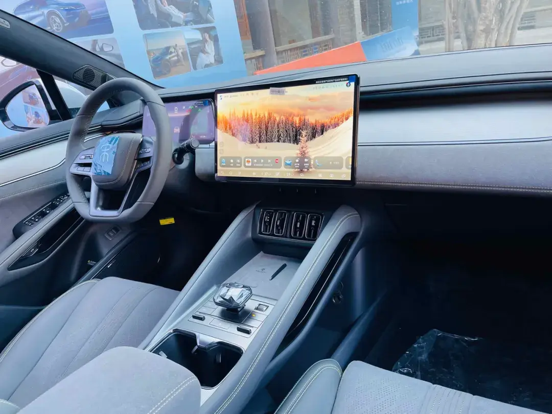 年轻人的买车首选 比亚迪宋L EV