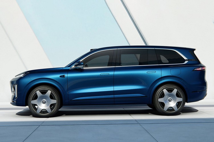 四大厂集体推“5米+”SUV，谁是问界M9最优平替？
