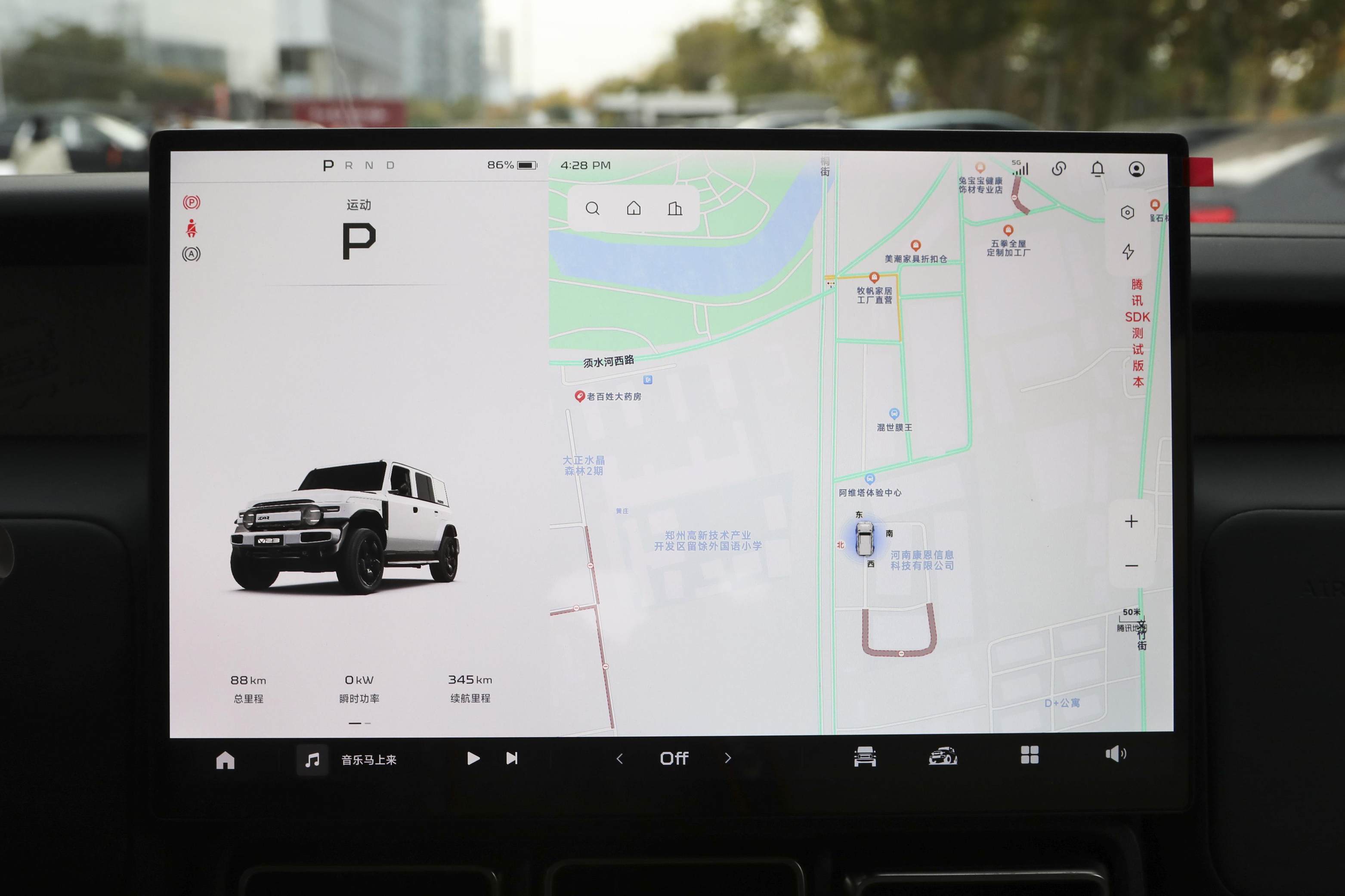 三种续航 复古外形 9.98万起售的iCAR V23值得买吗？
