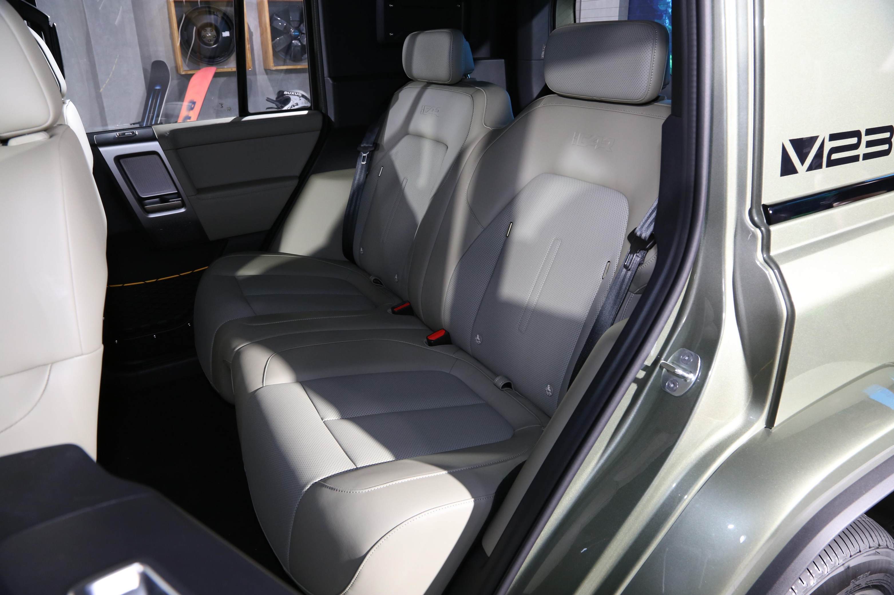 三种续航 复古外形 9.98万起售的iCAR V23值得买吗？