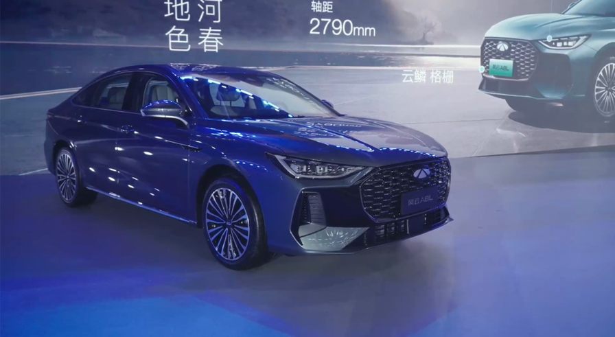 硬刚安全极限！奇瑞风云A8L上市10.99万起，限时低至9.49万起！