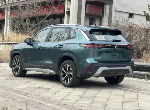 【E汽车】全新大众探岳L实车街拍曝光